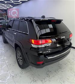 جیپ گراند شیرۆکی